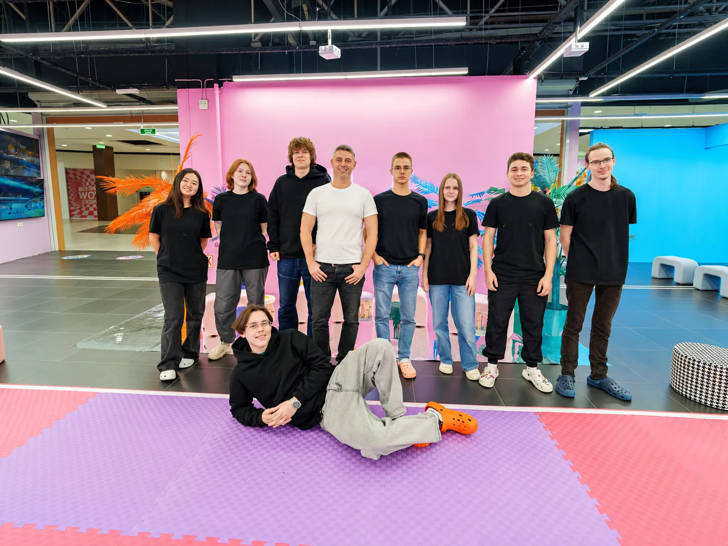 Arena team in a more formal group photo